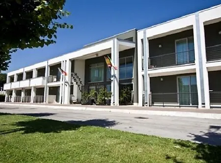 Sporting Hotel 4*